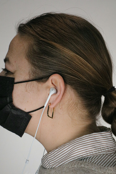 Alphabet Earring - © D'heygere