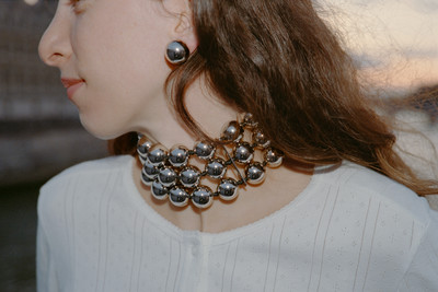 Ball Earrings - © D'heygere
