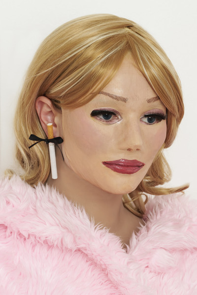 Bow Holder Stud - © D'heygere