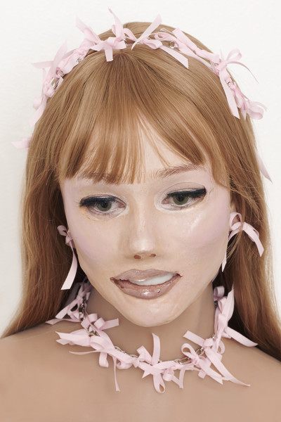 Bow Necklace - © D'heygere