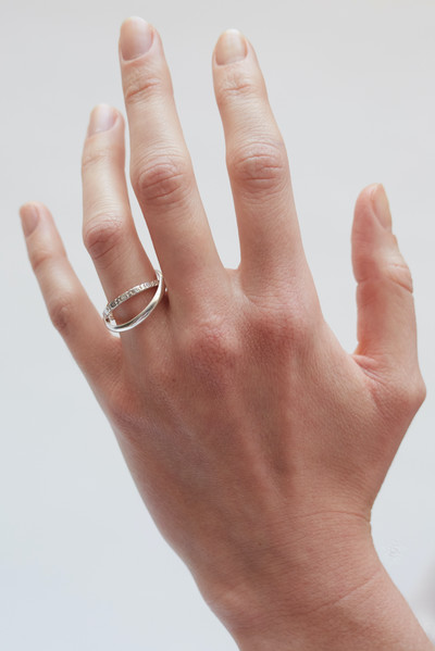 Chain Ring/Ear Cuff - © D'heygere