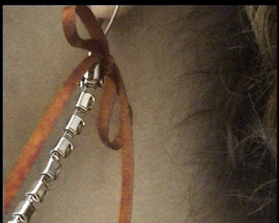 Christmas Earring - © D'heygere