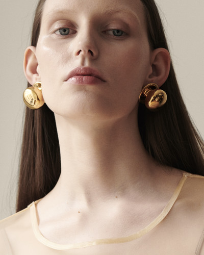 Door Knob Earrings - © D'heygere