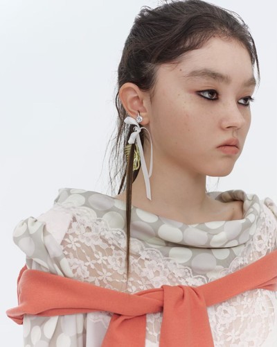 Hairdo Ear Cuff - © D'heygere