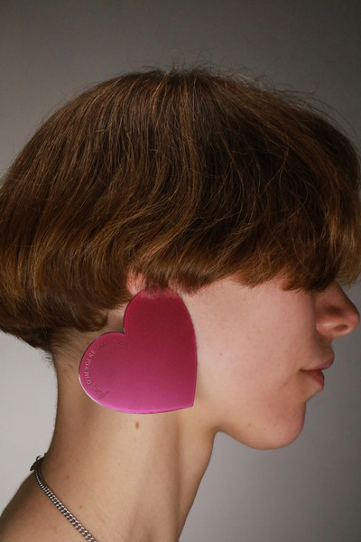 Heart Earrings Pink - © D'heygere