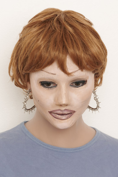 Heart Stud Hoops - © D'heygere