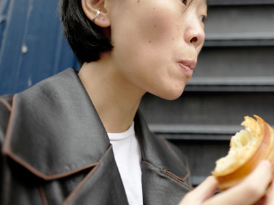 Key Ring Ear Cuff - © D'heygere