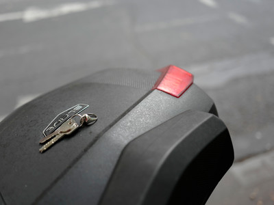 Key Ring Signet Ring - © D'heygere