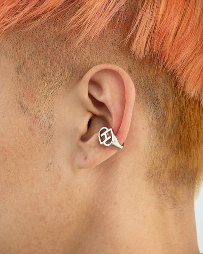 Logo Signet Ear Cuff - © D'heygere