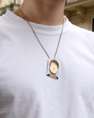 Magnetic Pendant Necklace - © D'heygere