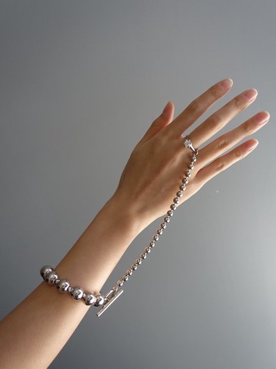 Necklace / Bracelet / Ring - © D'heygere