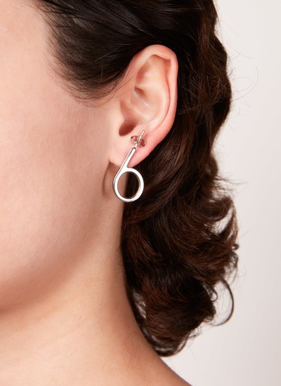 Number Earring - © D'heygere