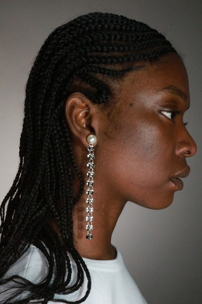 Pearl Drop Earrings - © D'heygere