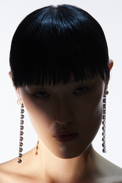 Pearl Drop Earrings - © D'heygere