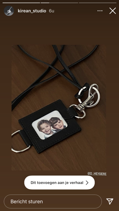 Photo Holder - © D'heygere