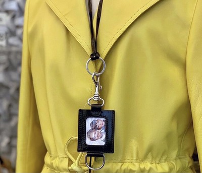 Photo Holder - © D'heygere