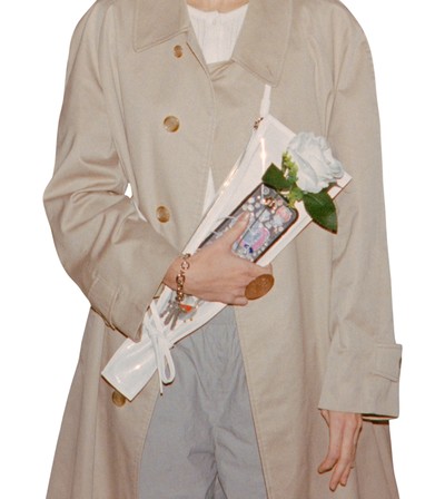 Rose Sleeve Clutch - © D'heygere