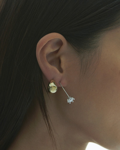 Signet Hoops - © D'heygere