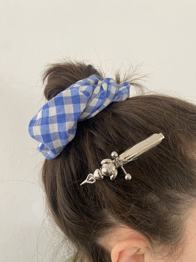 Stiletto Nail Hair Clips - © D'heygere