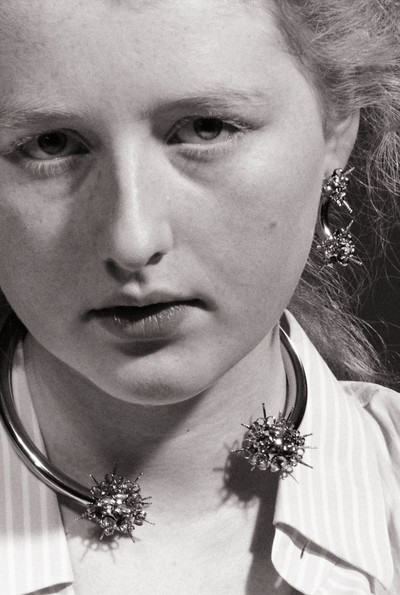 Stud Piercing - © D'heygere