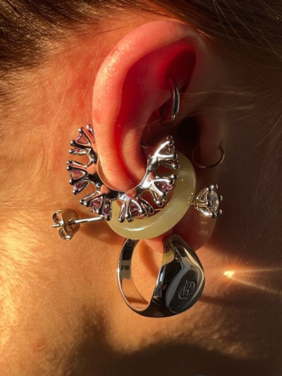 Wheel Ear Cuff - © D'heygere
